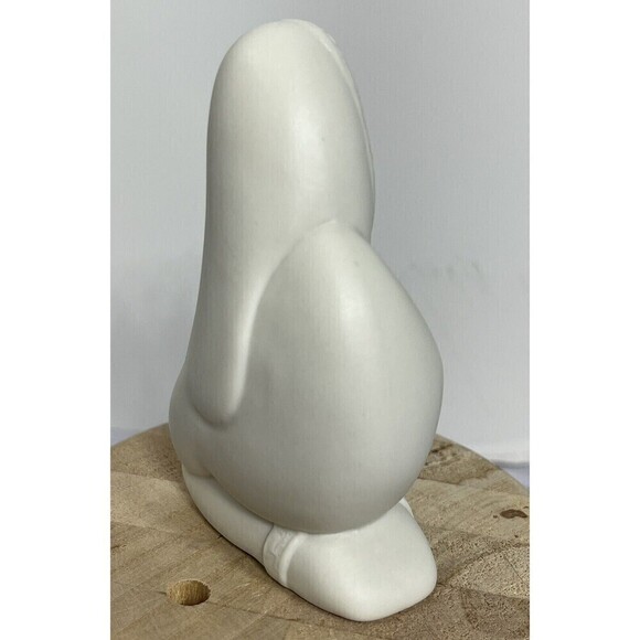 Porcelain Virgin Mary Mother Of Jesus Praying 4.5” Tall Signed - Picture 7 of 16